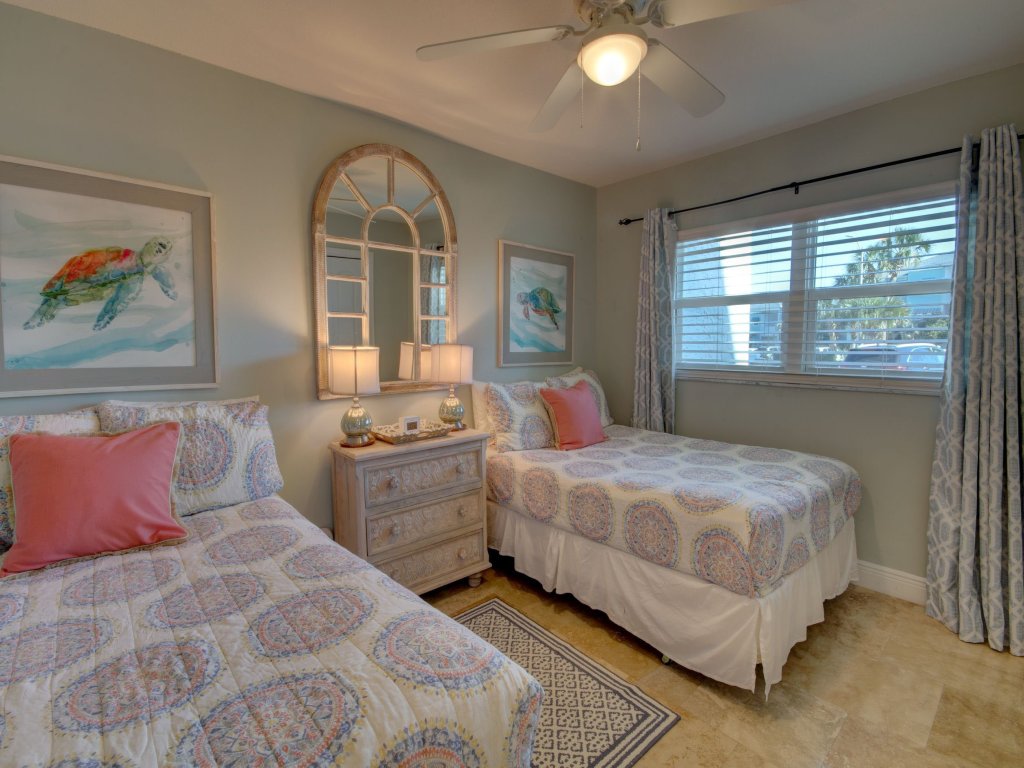 318 El Matador Vacation Rental in Fort Walton Beach - RedAwning