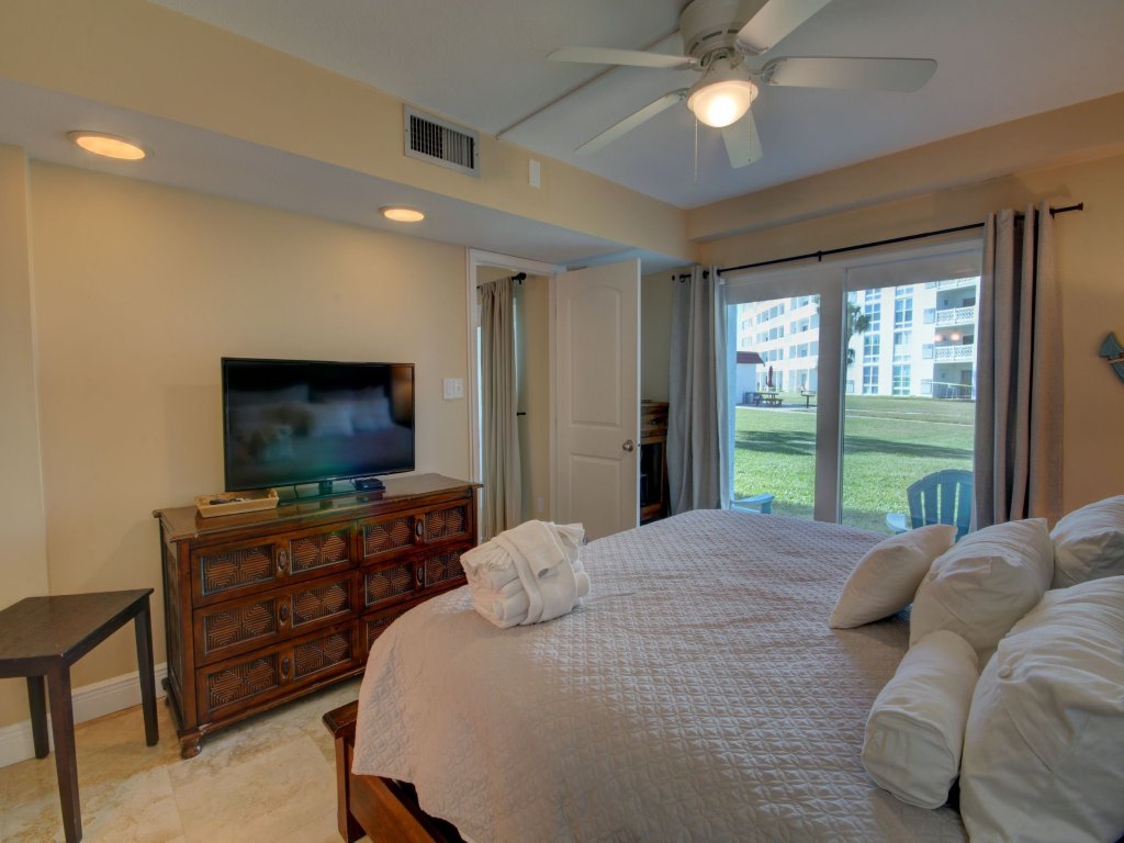 318 El Matador Vacation Rental in Fort Walton Beach - RedAwning