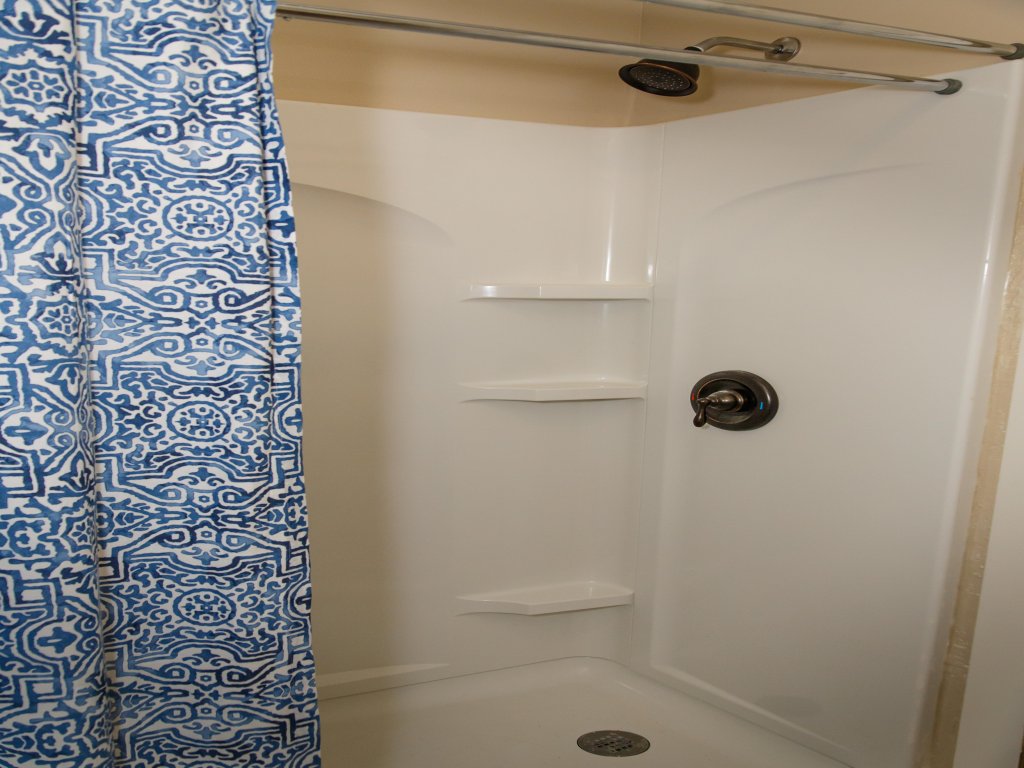 Langridge Lodge Vacation Rental in Alpine - RedAwning