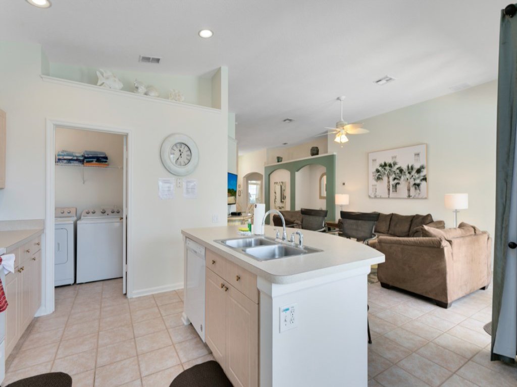 Four Bedroom/3 Bath South Facing Pool/Spa Villa Vacation Rental in Kissimmee - RedAwning