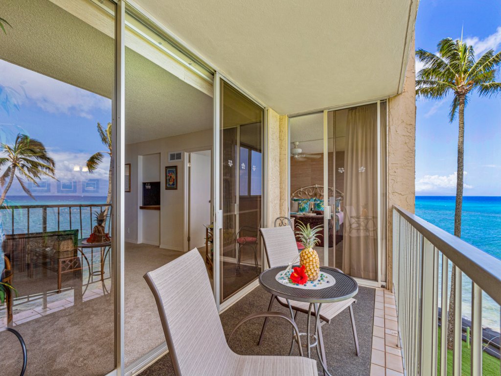 Royal Kahana 309 1 Bedroom Condo Vacation Rental in Lahaina - RedAwning