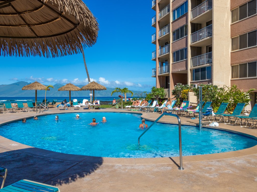 Royal Kahana 309 1 Bedroom Condo Vacation Rental in Lahaina - RedAwning