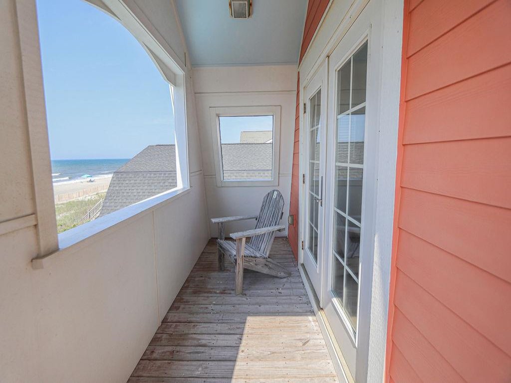 Shining Sea / 889 Ocean Blvd West Vacation Rental in Holden Beach - RedAwning
