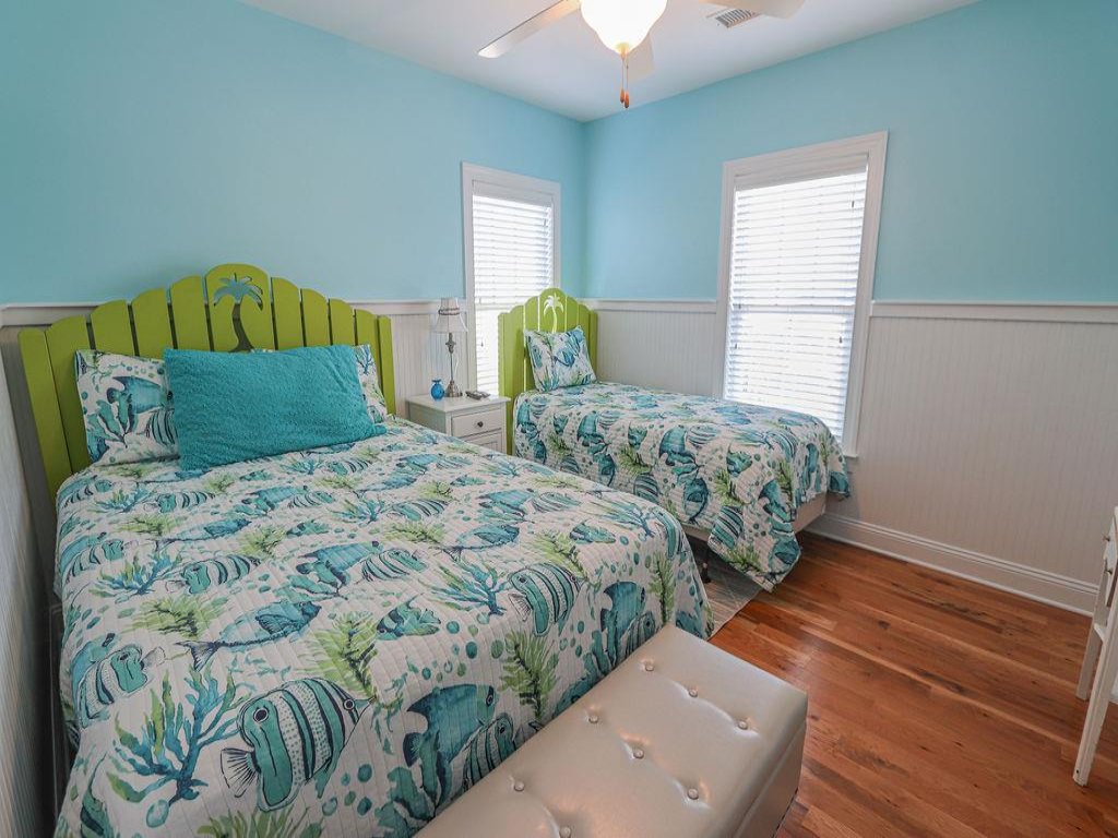 Shining Sea / 889 Ocean Blvd West Vacation Rental in Holden Beach - RedAwning