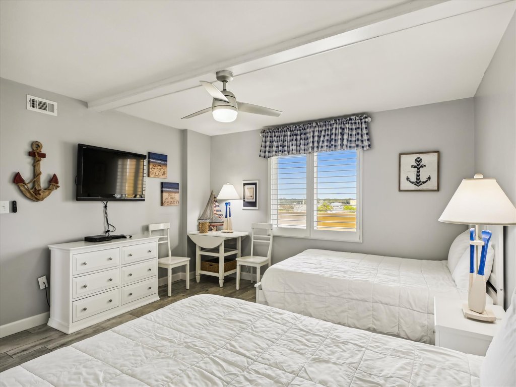 Surf Dweller 610 is a Stunning Gulf Front 2 BR - sleep 6 Vacation Rental in Fort Walton Beach - RedAwning