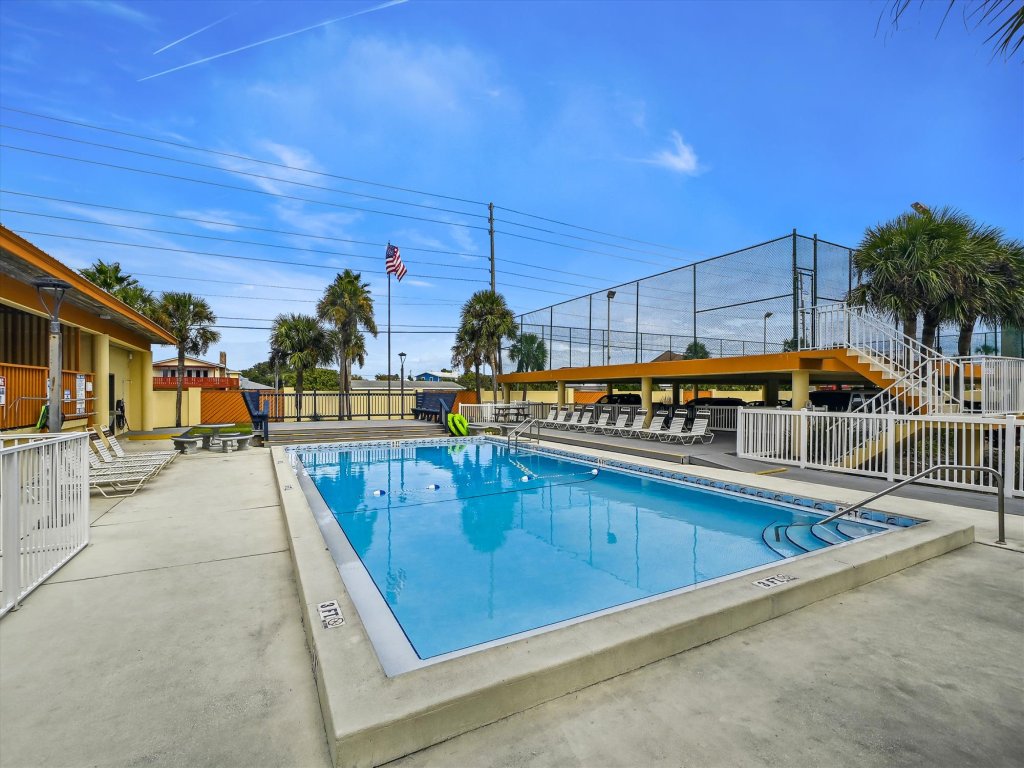 Surf Dweller 610 is a Stunning Gulf Front 2 BR - sleep 6 Vacation Rental in Fort Walton Beach - RedAwning