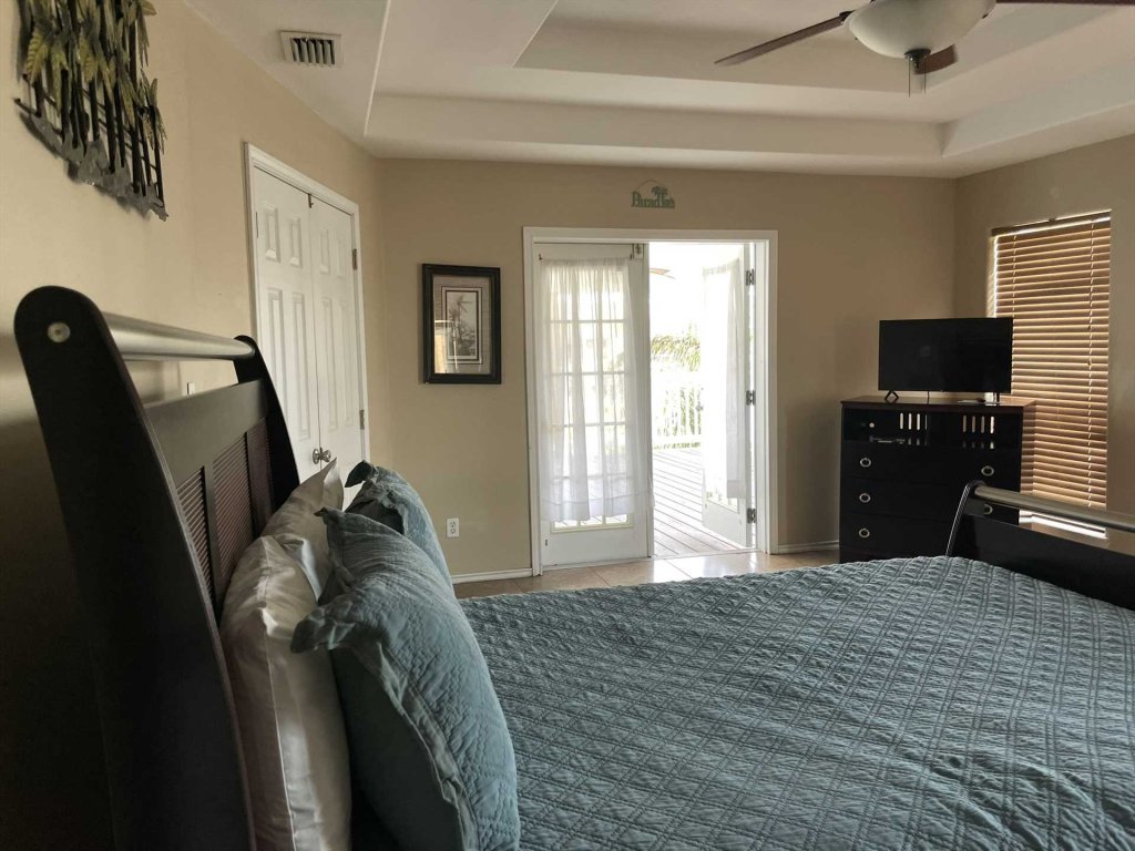 126 E Pike Vacation Rental in South Padre Island - RedAwning