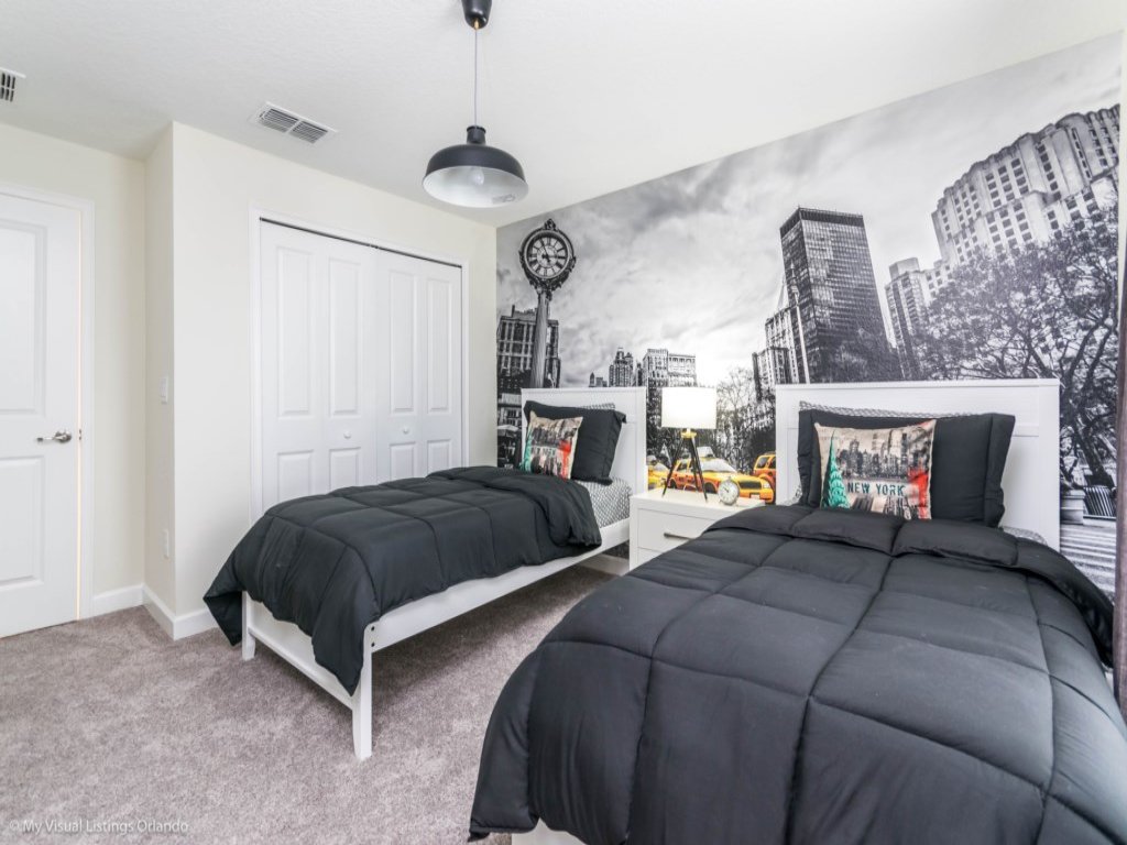 Luxury Champions Gate Town Home Vacation Rental in Davenport - RedAwning