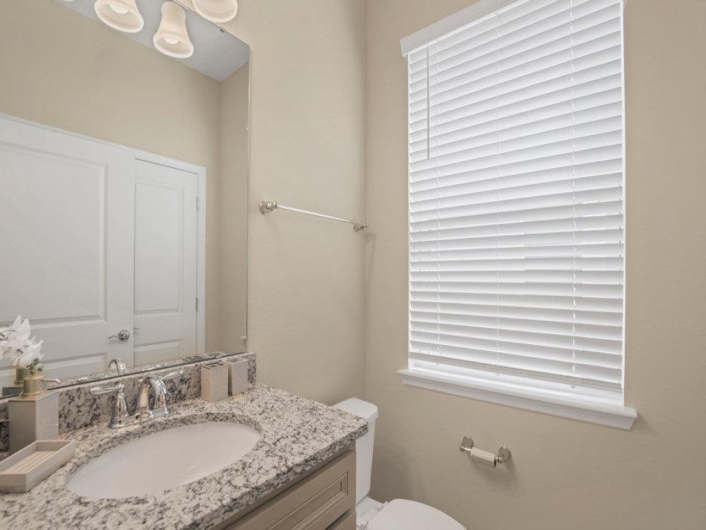 Amazing Game Room Your Kids Will Love! Vacation Rental in Davenport - RedAwning