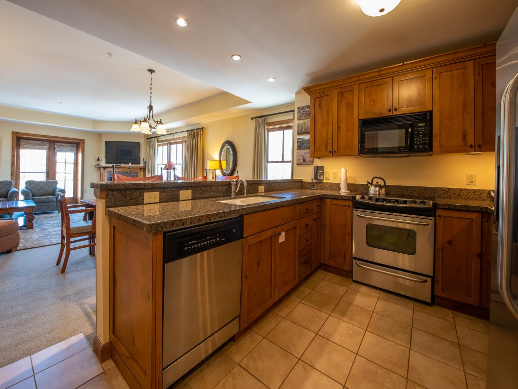 2BR Condo with Balcony over Mountaineer Square Vacation Rental in Crested Butte - RedAwning