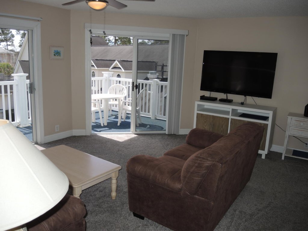Brunswick Plantation Golf Resort Condo 1509M Close to Beach in Calabash Vacation Rental in Calabash - RedAwning