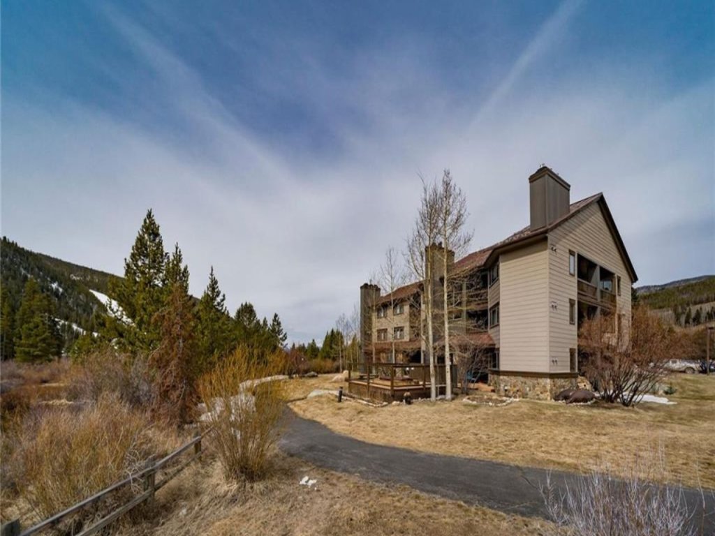 Frostfire D24 Vacation Rental in Keystone - RedAwning