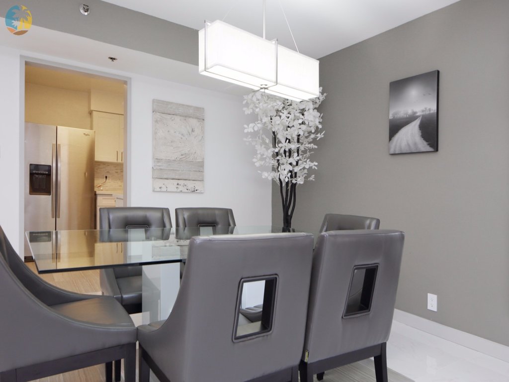 Alexander 1121 Vacation Rental in Miami Beach - RedAwning