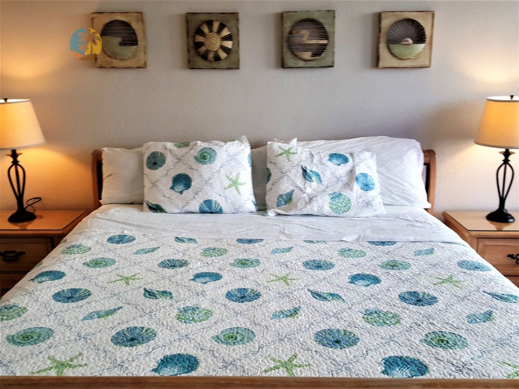 Alexander 510 Vacation Rental in Miami Beach - RedAwning