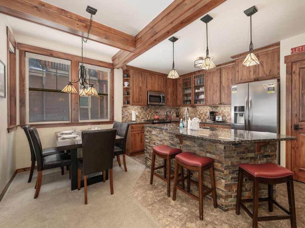 Cozens Pointe I-101 Vacation Rental in Fraser - RedAwning
