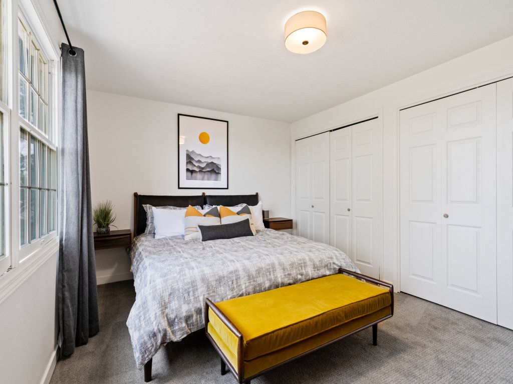Serenity on 6th 30 Day Minimum Vacation Rental in Bend - RedAwning
