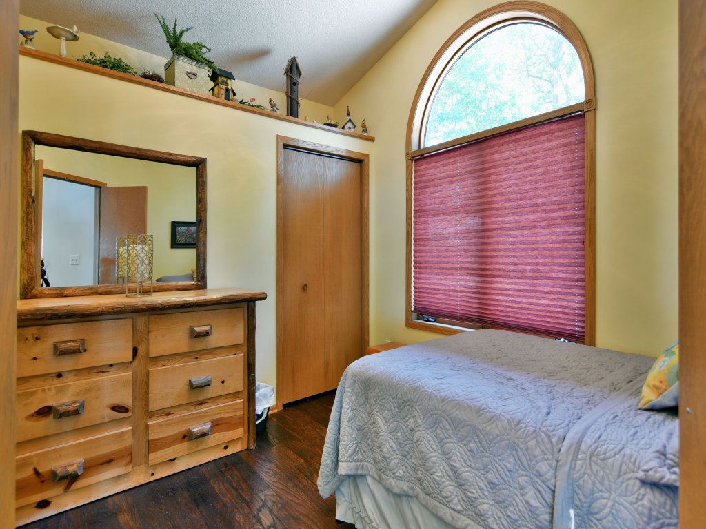 Chief Lake Home Vacation Rental in Wisconsin - RedAwning