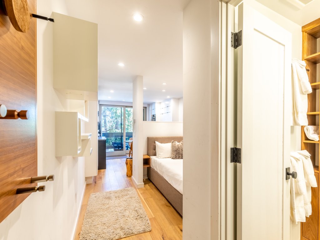 Modern Hotel-Style Studio - Timber Creek Lodge #210 Vacation Rental in Truckee - RedAwning