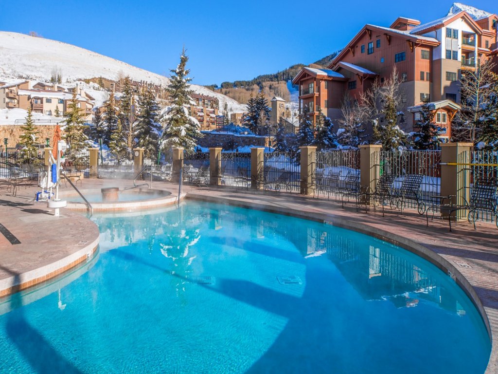 Grand Lodge Condo in the Heart of Mt Crested Butte Vacation Rental in Crested Butte - RedAwning