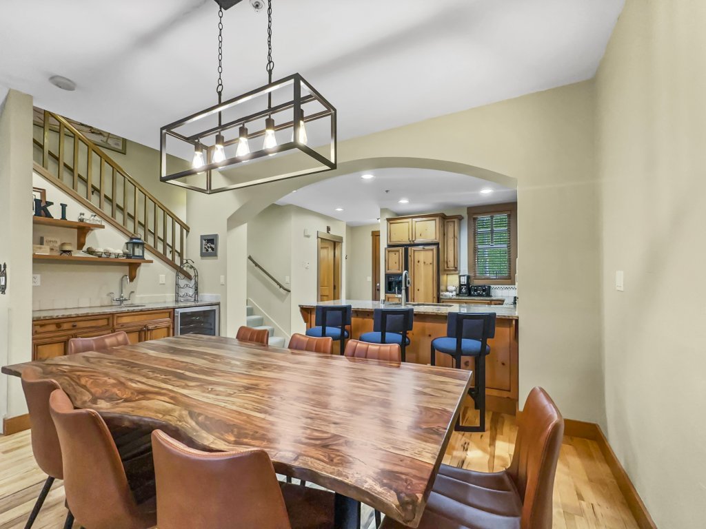 Spacious Town Home, Short Walk to Lifts, Private Hot Tub - 144C Vacation Rental in Copper Mountain - RedAwning