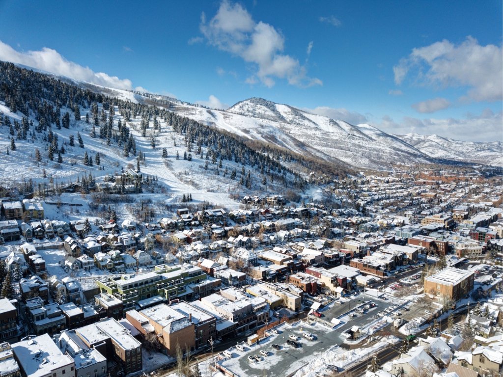 Powder Run 12C 100 yards to lift unbeatable Vacation Rental in Park City - RedAwning