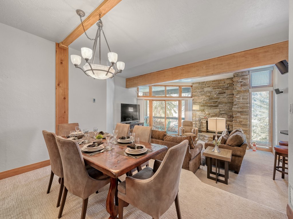Powder Run 12C 100 yards to lift unbeatable Vacation Rental in Park City - RedAwning