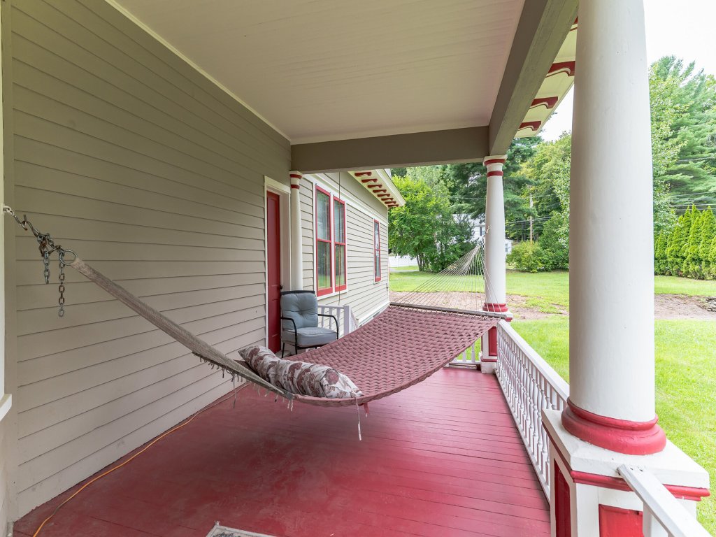 Mountain View Victorian with Convenient Location and  Lots of Space to Play Vacation Rental in New York - RedAwning
