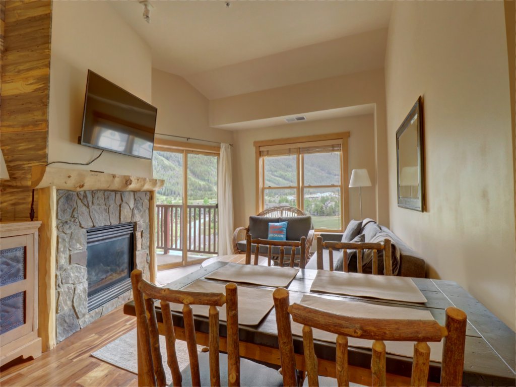 Modern Condo with Amazing Views, Right next to the Lift - CS407 Vacation Rental in Copper Mountain - RedAwning