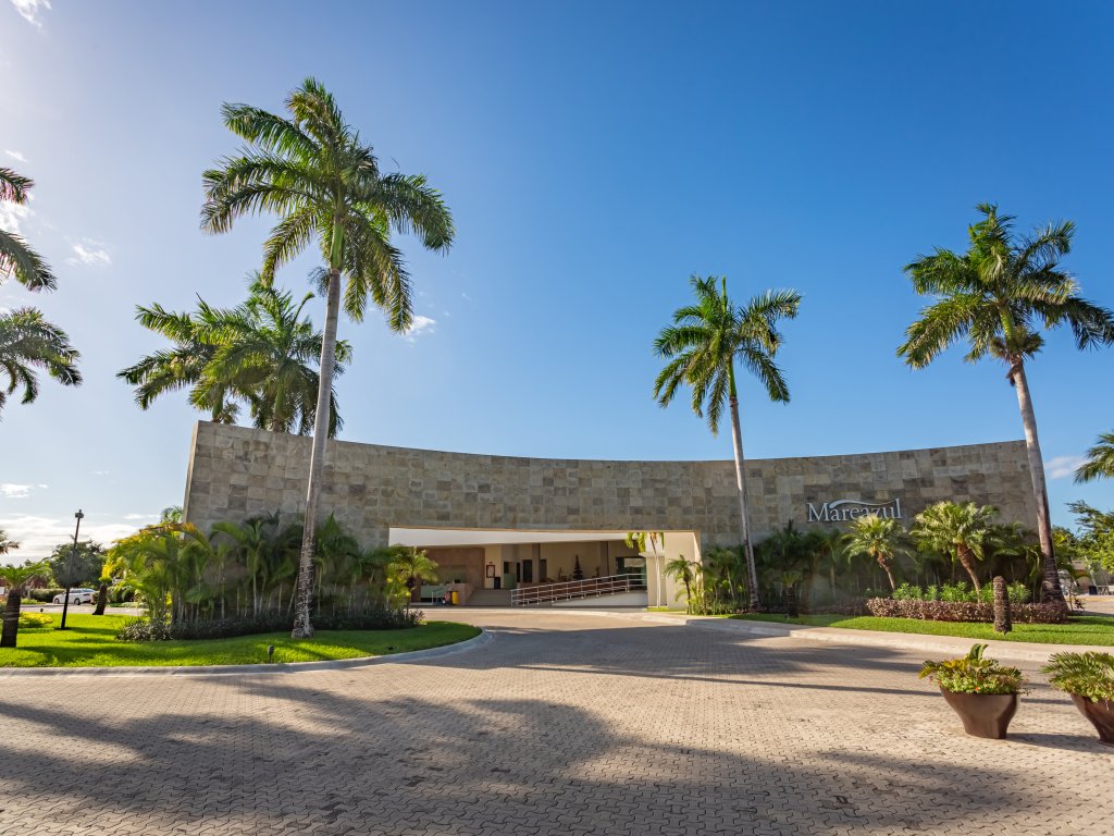 Casa Almajuma 415 S Vacation Rental - RedAwning