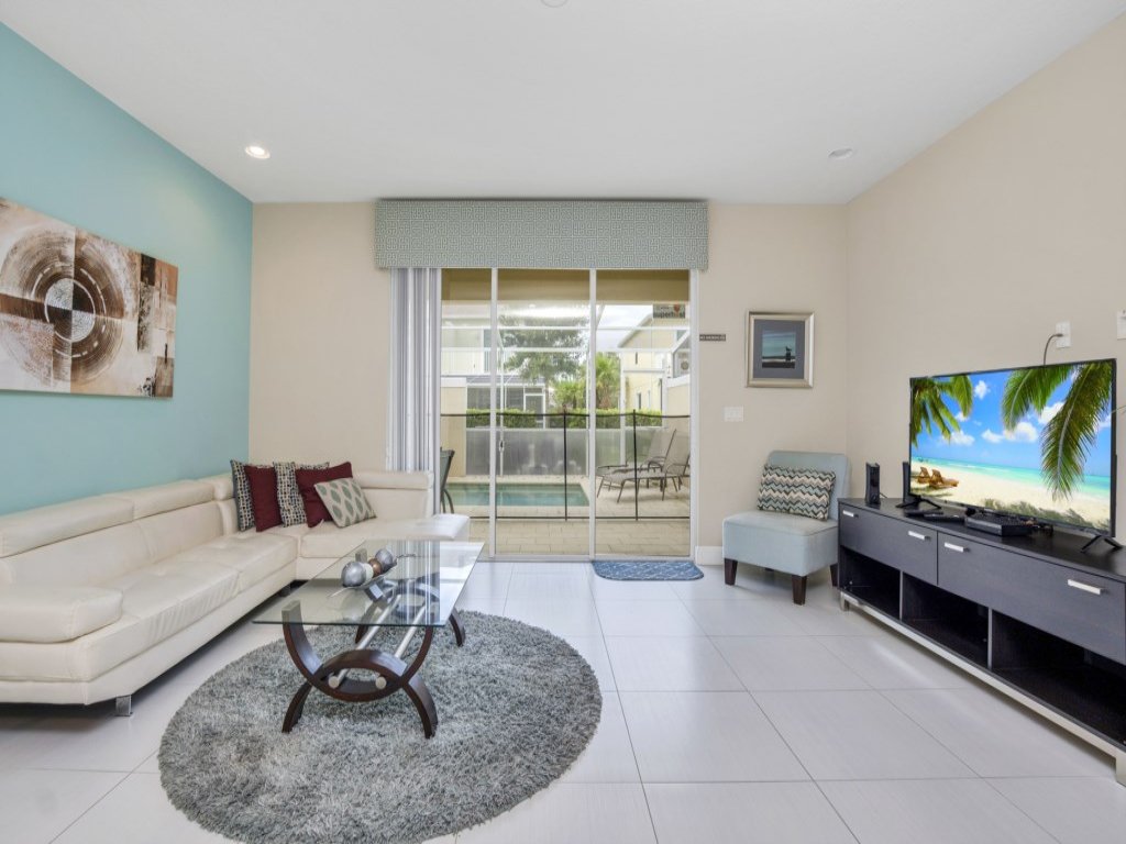 3 bed Town Home With Splash Pool! Vacation Rental in Clermont - RedAwning