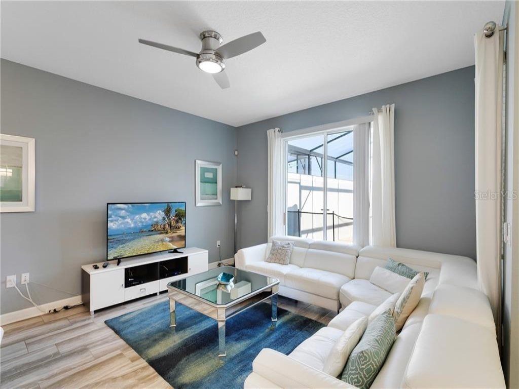 Storey Lake 4 Bedroom Townhome  Vacation Rental in Kissimmee - RedAwning