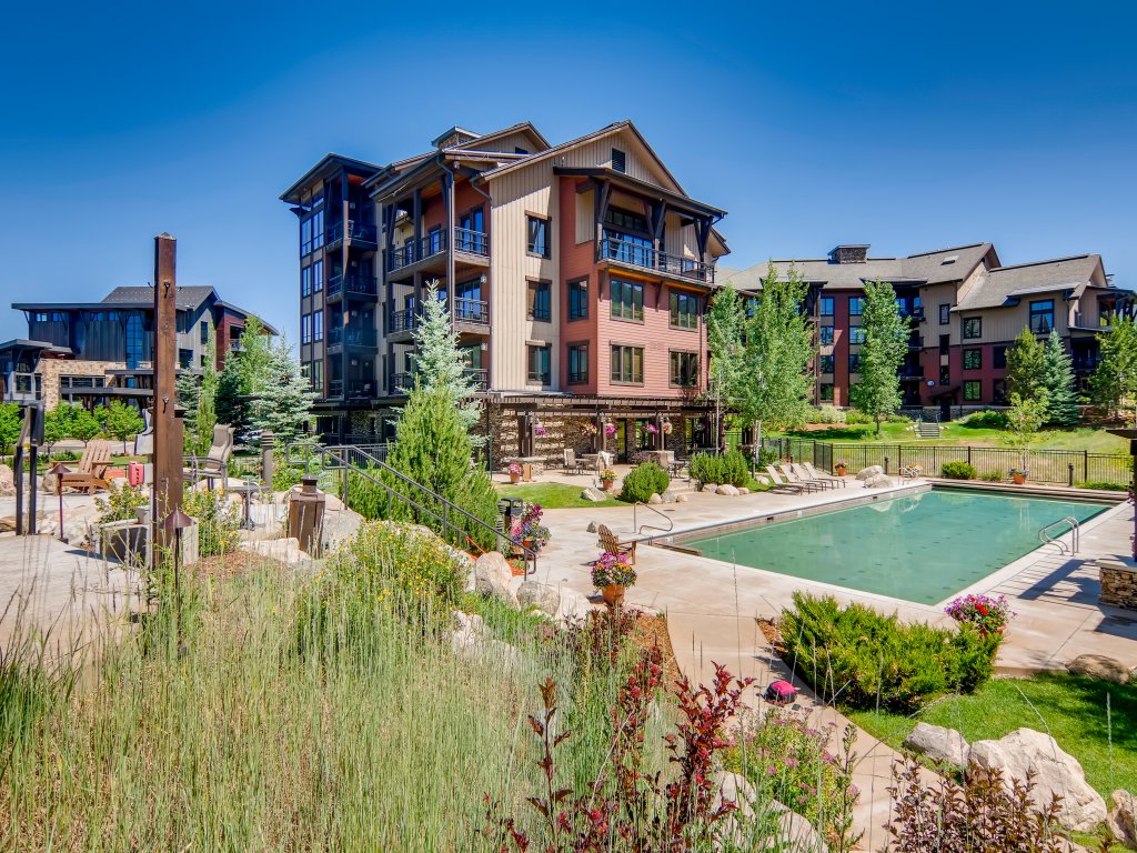 First Tracks 3105 Vacation Rental in Steamboat Springs - RedAwning