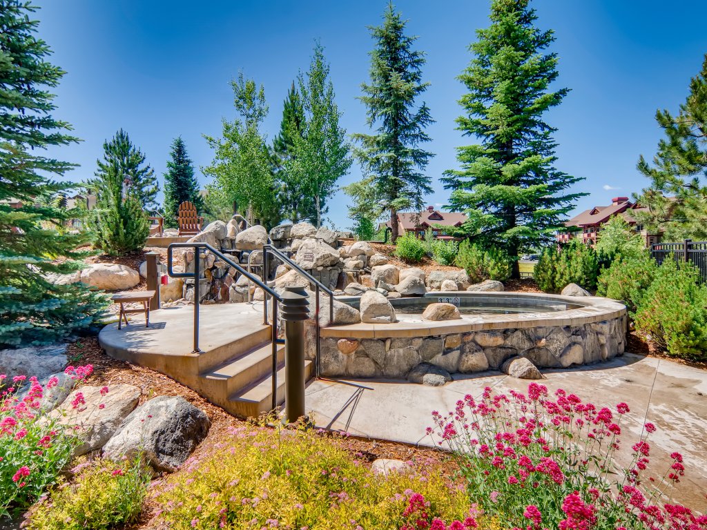 First Tracks 3105 Vacation Rental in Steamboat Springs - RedAwning