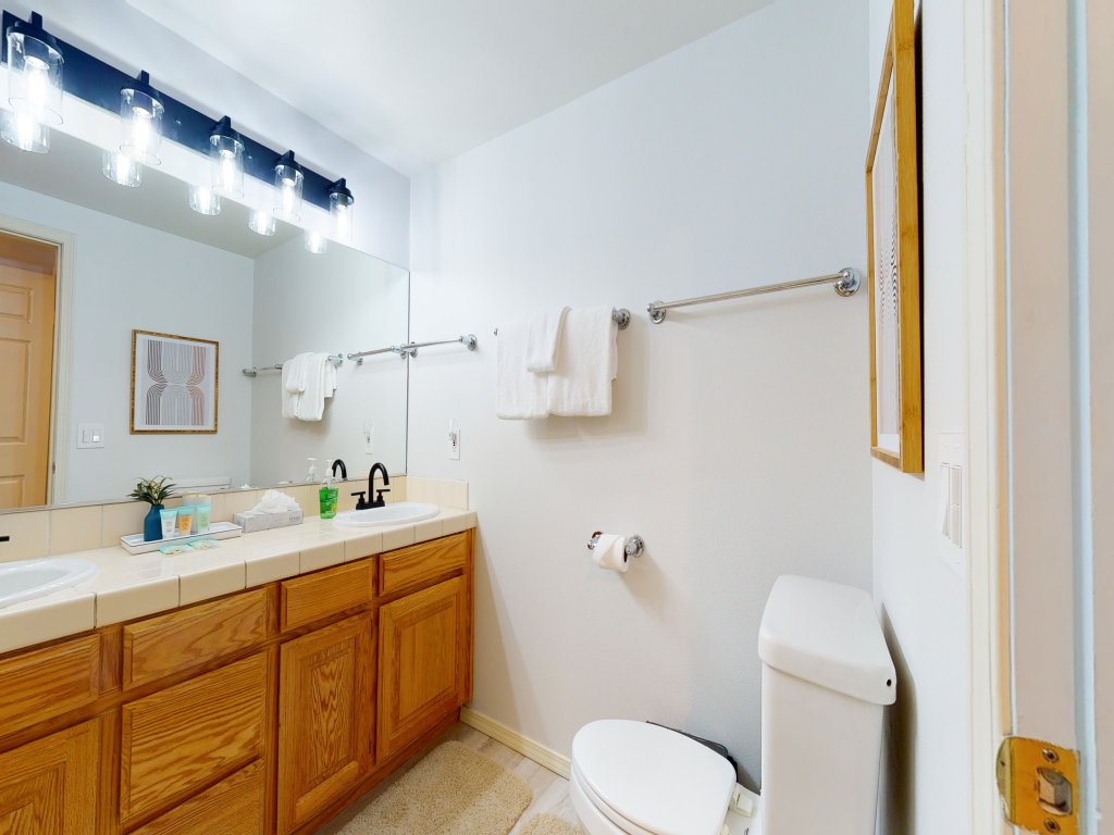 Silver Bear 21 Updated, Light and Bright, Walk to Canyon Lodge and Gondola Vacation Rental in Mammoth Lakes - RedAwning