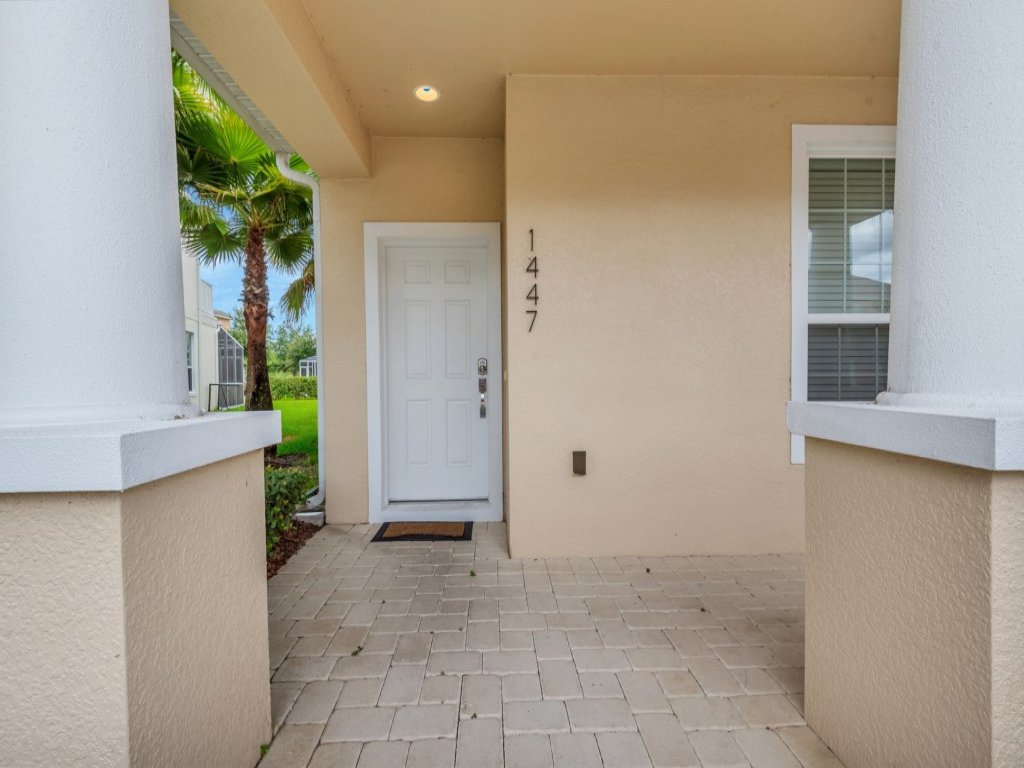 Serenity 3 Bed Townhome  Vacation Rental in Clermont - RedAwning