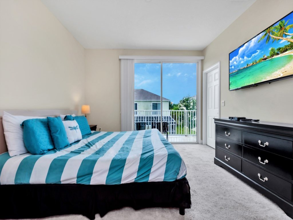 Serenity 3 Bed Townhome  Vacation Rental in Clermont - RedAwning