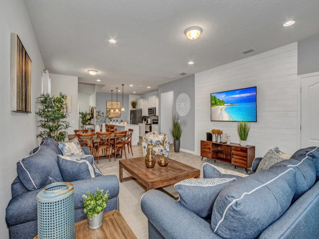Luxury Home 7 Bedrooms Near Disney! Vacation Rental in Kissimmee - RedAwning