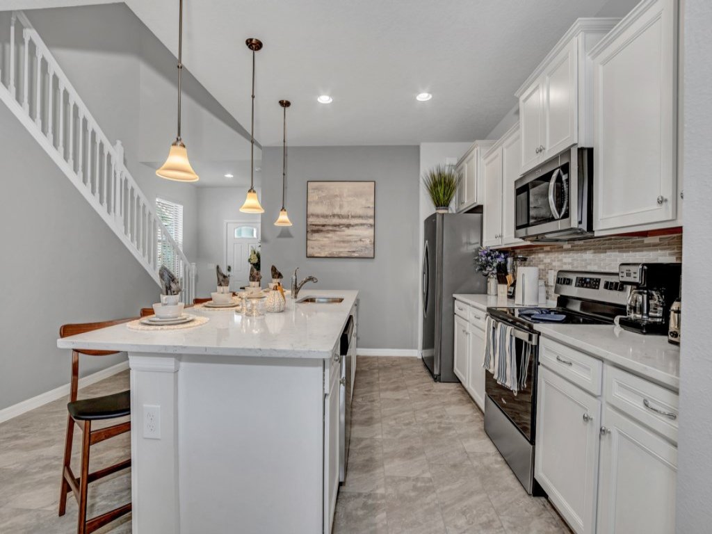 Luxury Home 7 Bedrooms Near Disney! Vacation Rental in Kissimmee - RedAwning