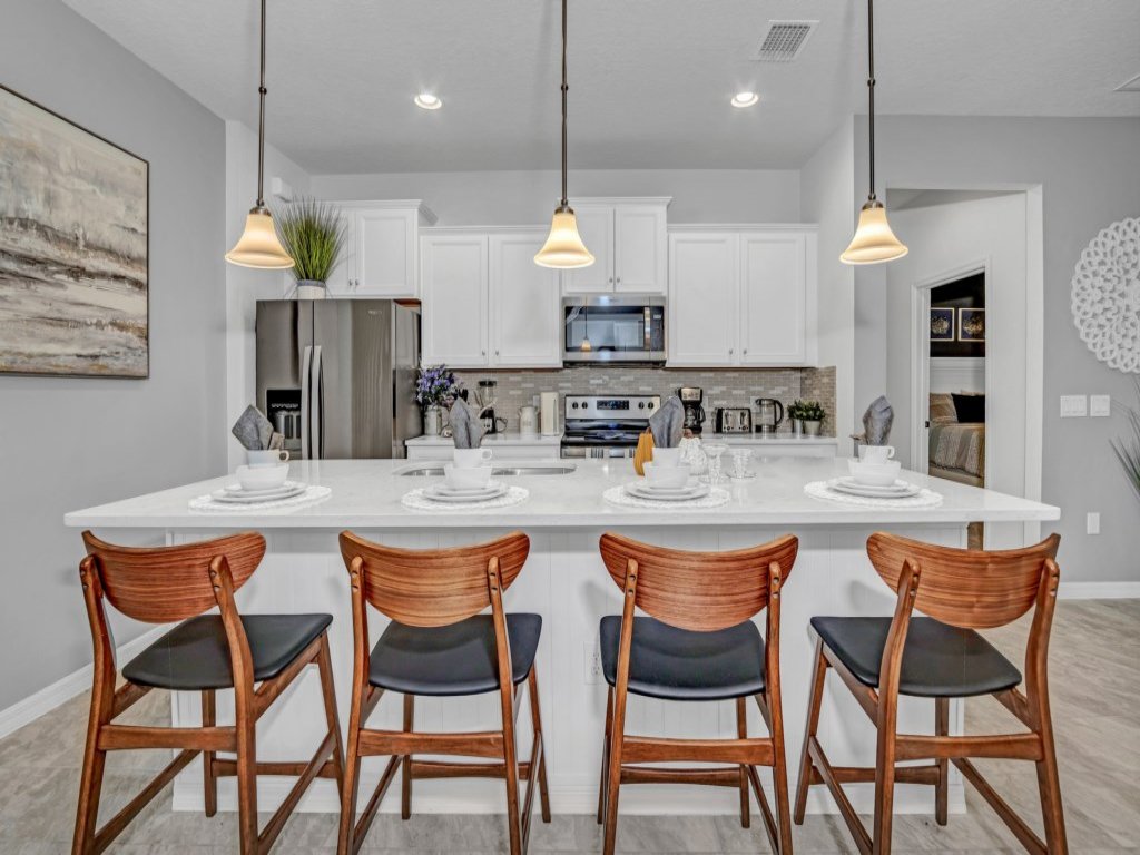 Luxury Home 7 Bedrooms Near Disney! Vacation Rental in Kissimmee - RedAwning