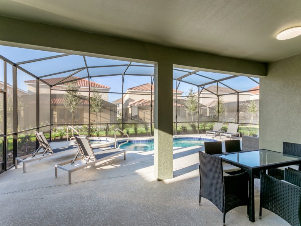 Luxury 6 Bedroom 4 Bath  Home With Spa Vacation Rental in Davenport - RedAwning
