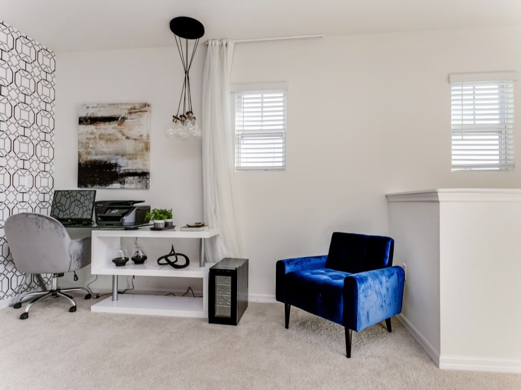 Luxury 6 Bedroom 4 Bath  Home With Spa Vacation Rental in Davenport - RedAwning