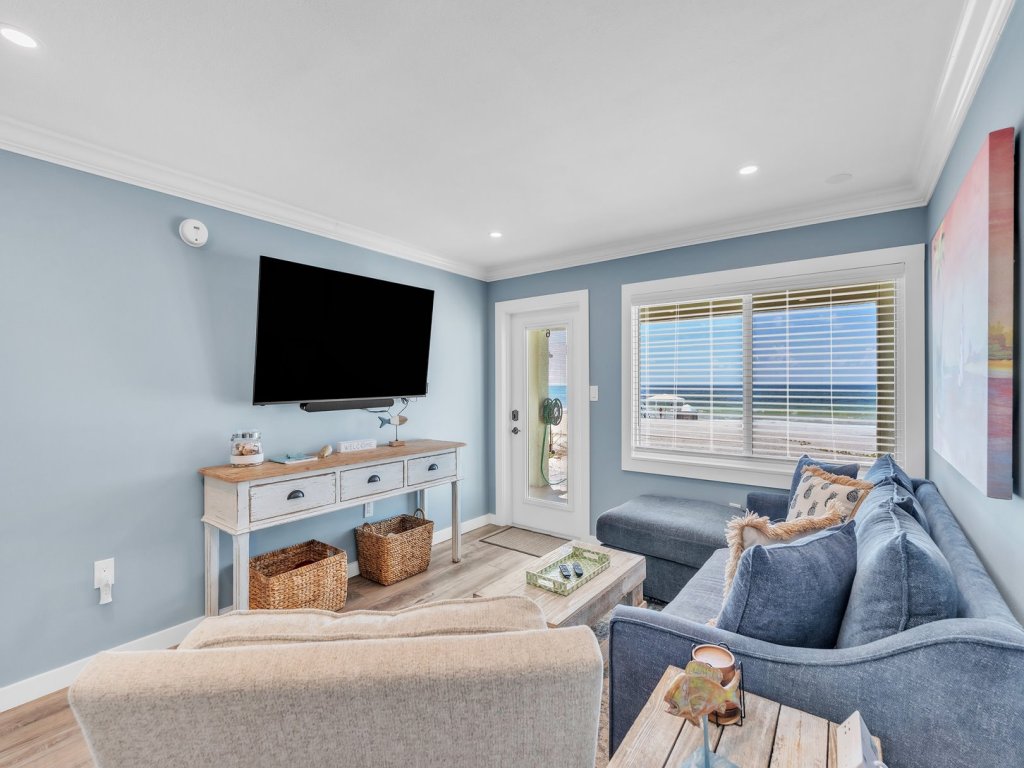 Shell Cove 106 Vacation Rental in Bradenton Beach - RedAwning