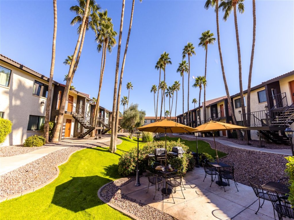 145 Vacation Rental in Scottsdale - RedAwning