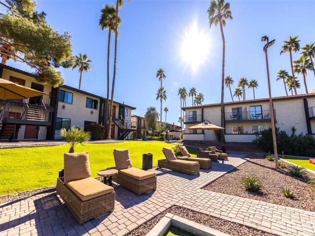 145 Vacation Rental in Scottsdale - RedAwning