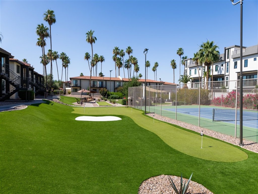 240 Vacation Rental in Scottsdale - RedAwning