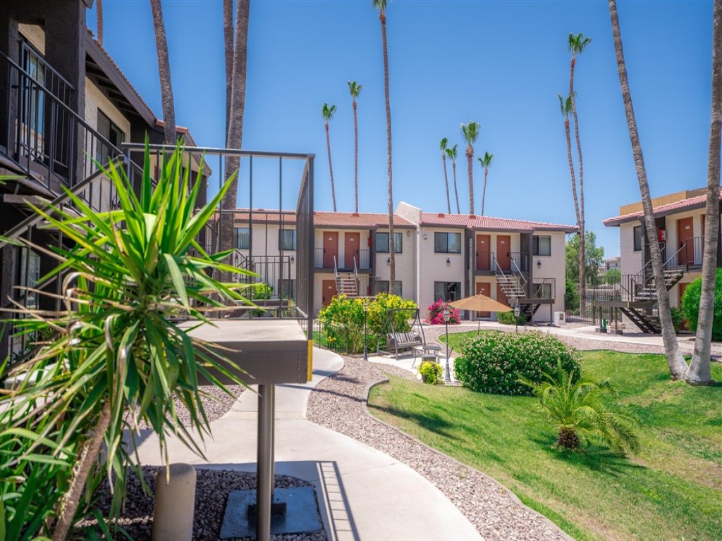 208 Vacation Rental in Scottsdale - RedAwning