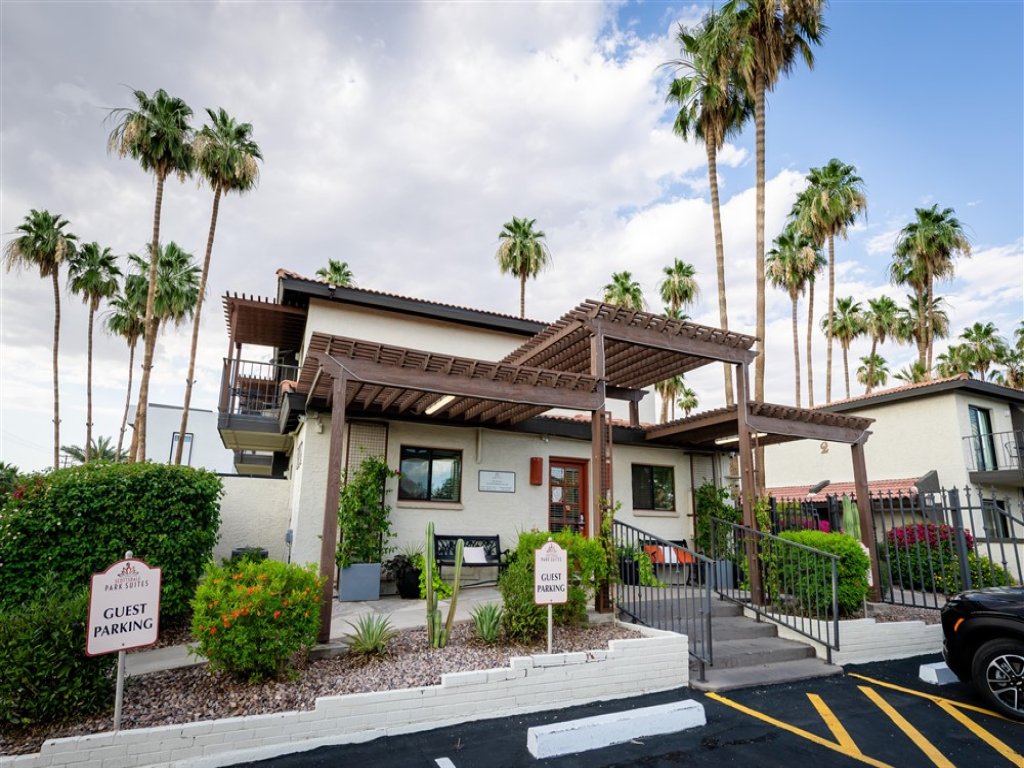 237 Vacation Rental in Scottsdale - RedAwning