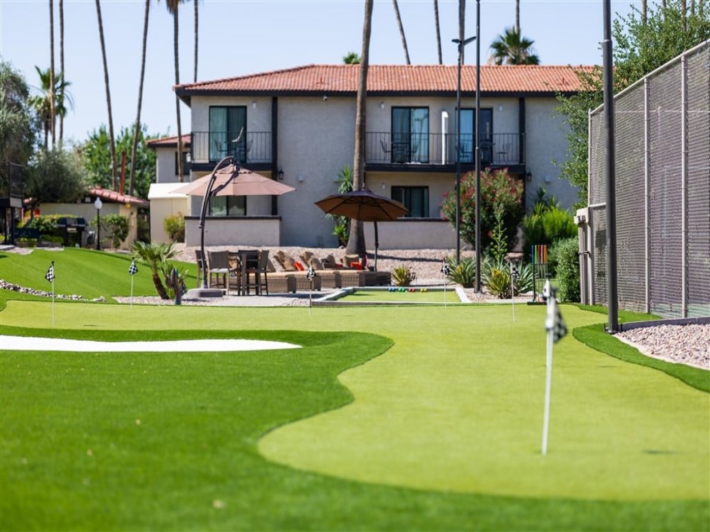 110 Vacation Rental in Scottsdale - RedAwning
