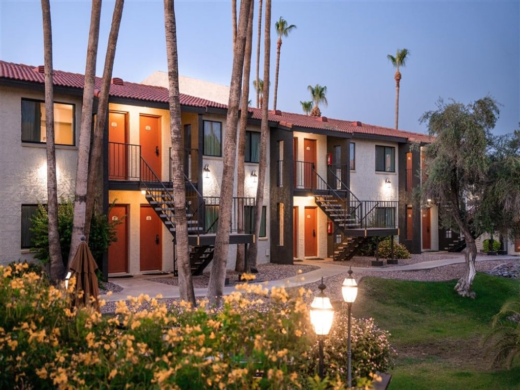 213 Vacation Rental in Scottsdale - RedAwning