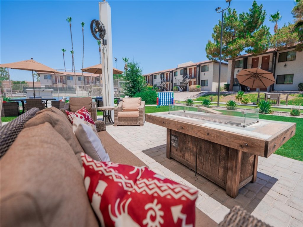 242 Vacation Rental in Scottsdale - RedAwning